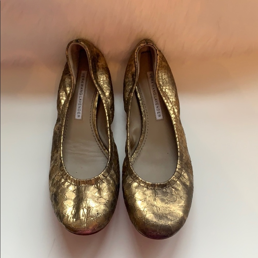 Vera wang metallic gold slip on flats